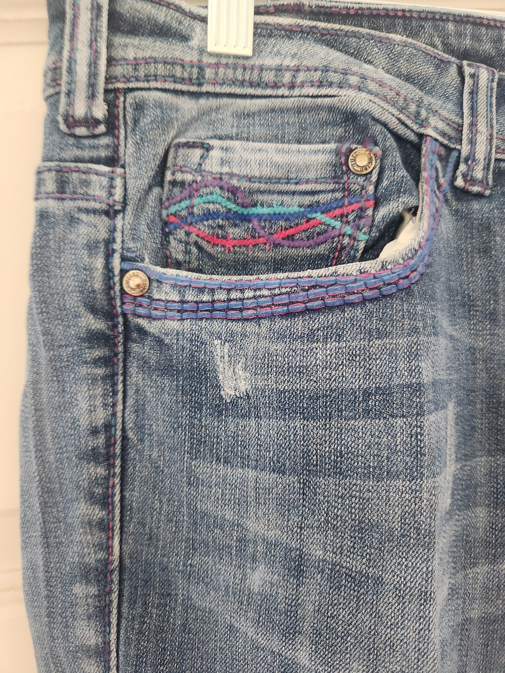Cowgirl Tuff, Blue Denim Jeans with Color Stitch Detailing 31/33